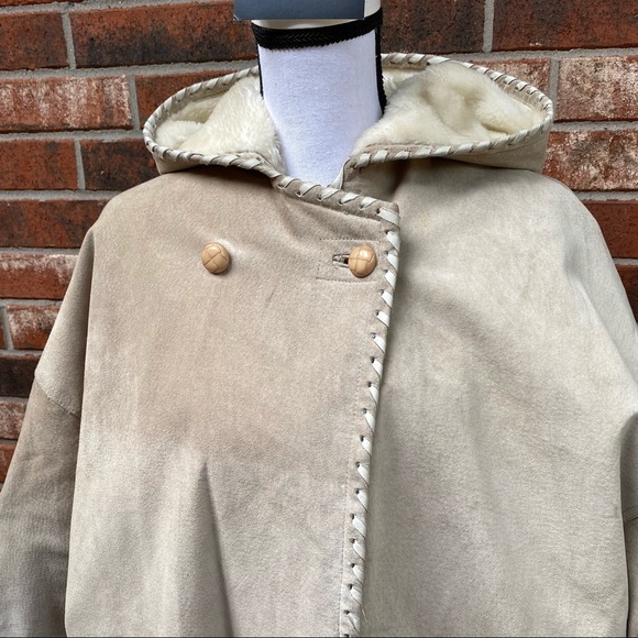 Otellopelle Suede Shearling Leather Hooded Coat - Picture 8 of 12
